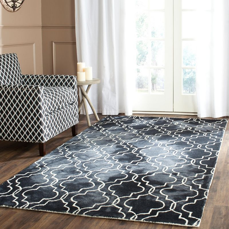 Dip Dye DDY676 Hand Tufted Area Rug - Graphite/Ivory - 5'x8' - Safavieh.