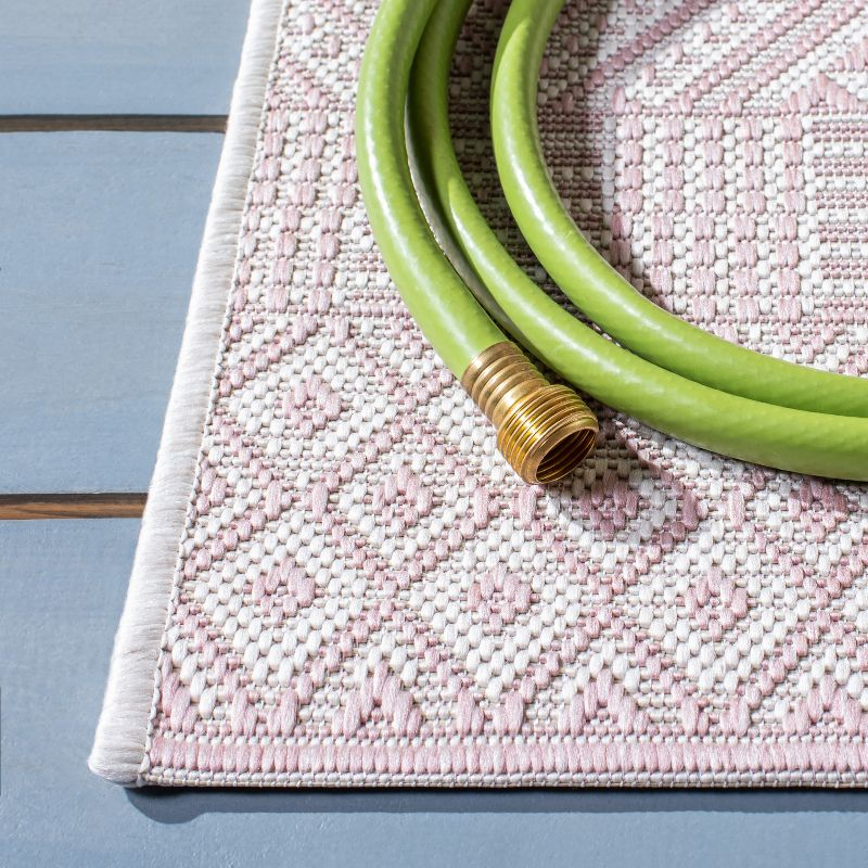 Courtyard CY8235 Power Loomed Indoor and Outdoor Accent Rug - Ivory/Soft Pink - 2'x3'7" - Safavieh