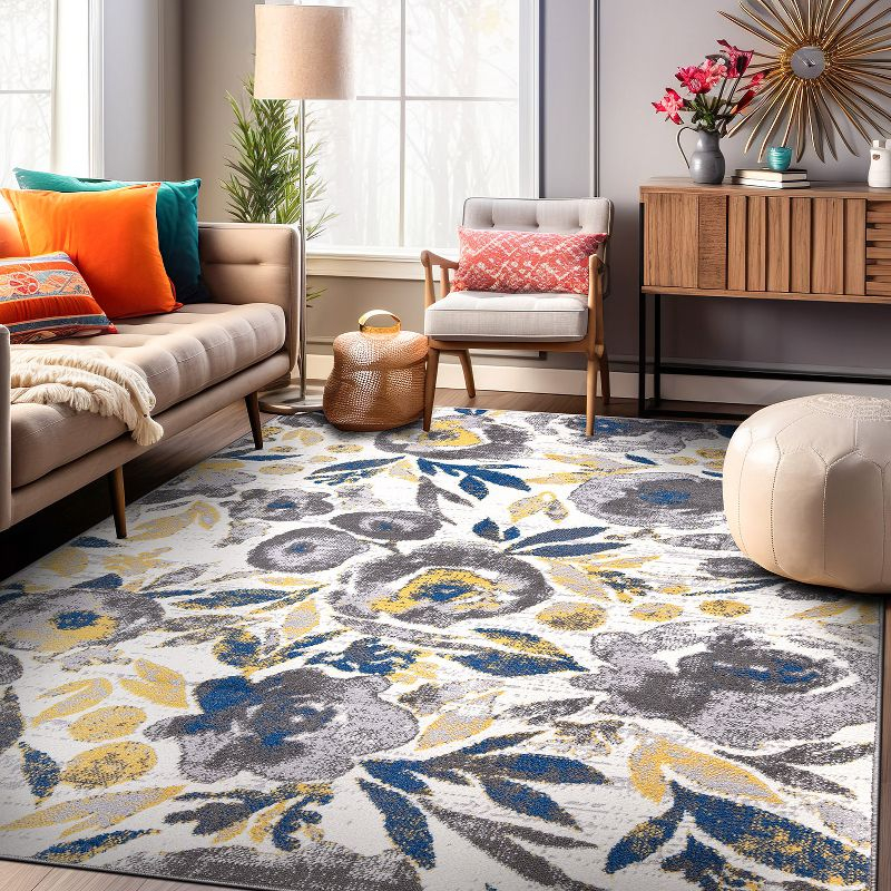 World Rug Gallery Vintage Modern Floral Area Rug - Cream 5' x 7':  Low Pile,  Stain-Resistant,  Machine Made,  Indoor Use