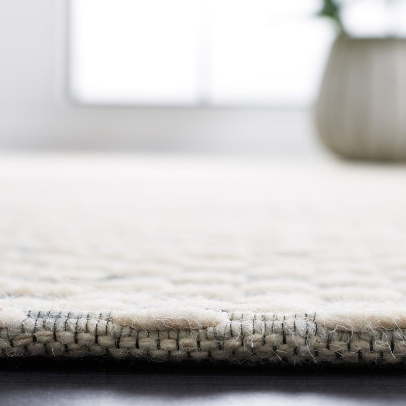 Marbella MRB158 Hand Woven Indoor Accent Rug - Beige/Blue - 3'x5' - Safavieh
