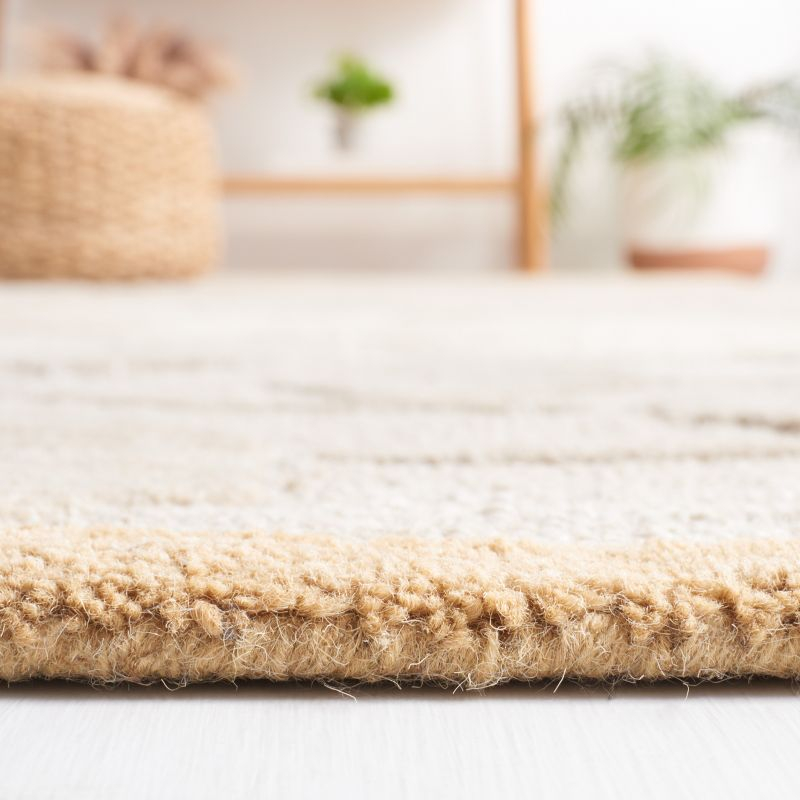 Martha Stewart Poppy Glossary - MSR3627 - Indoor Hand Tufted Runners - Nutshell/Brown - 2'6"x4'3"