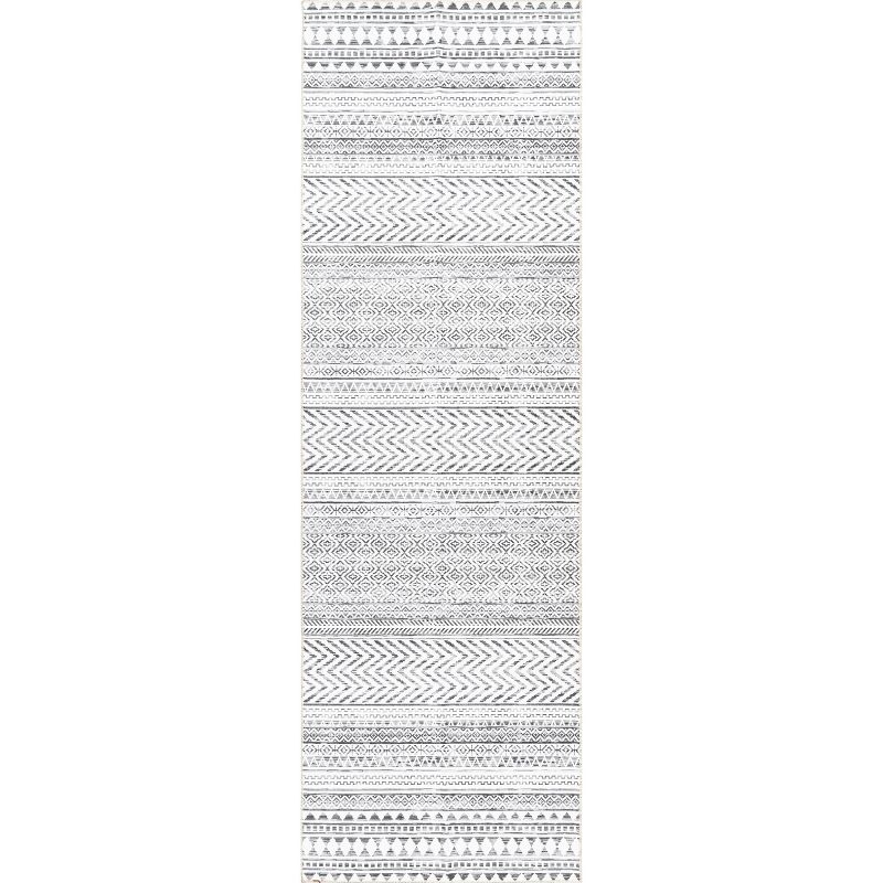 Nuloom Kira Pet Friendly Machine Washable Geometric Area Rug, Runner 2' 6" x 8', Grey