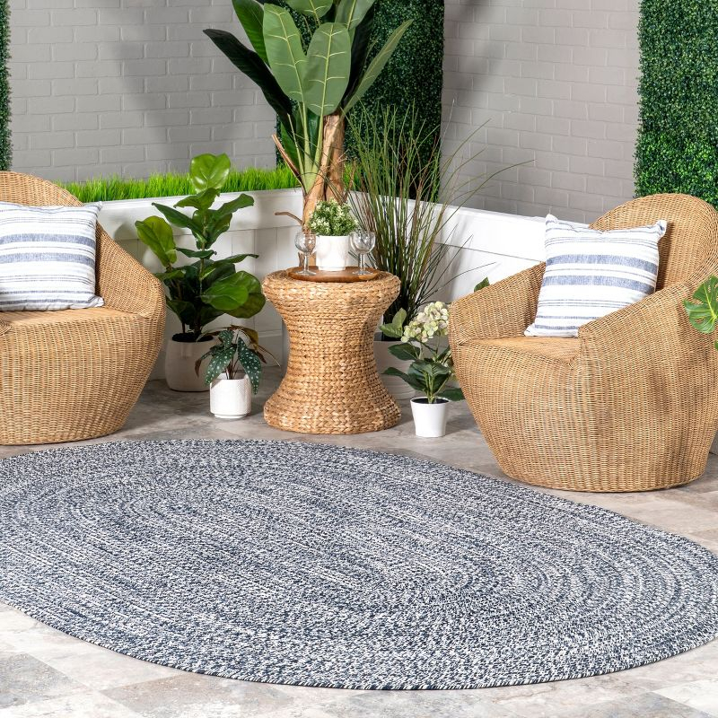 Nuloom Wynn Striped Oval 8x10 Indoor/Outdoor Area Rug for Living Room Patio Deck Front Porch Kitchen, Navy/Ivory