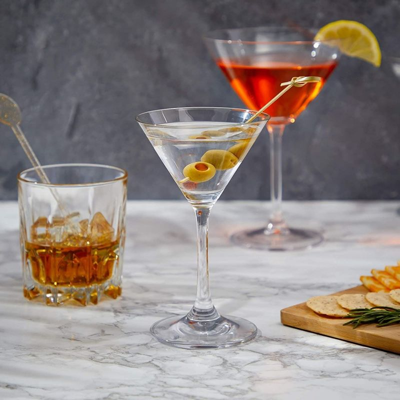 Juvale 5 oz Mini Martini Glasses Set of 6 - Small Cocktail Stem Glasses for Dessert, Margaritas, Classic Barware Accessories