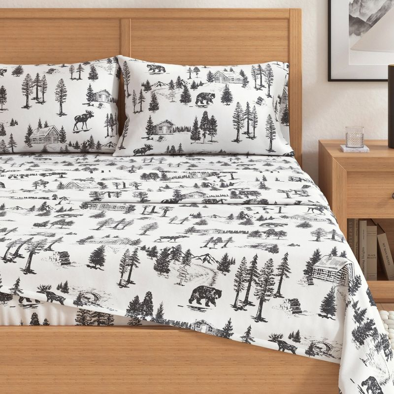 FreshFolds 100% Cotton Lodge Printed Flannel Sheet Set