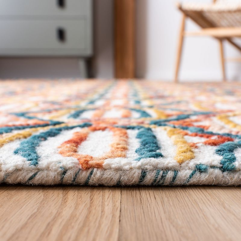 Trace TRC511 Hand Tufted Area Rug - Ivory/Navy - 4'x6' - Safavieh.