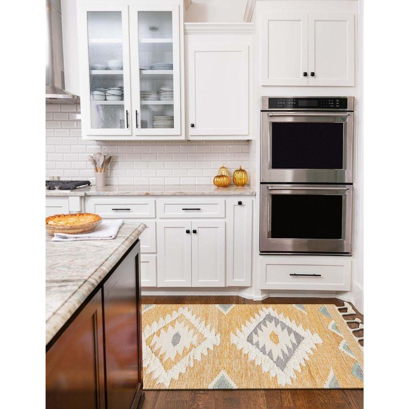 Unique Loom 2' 2 x 6' 1 Mesa Papago Gold Area Rug