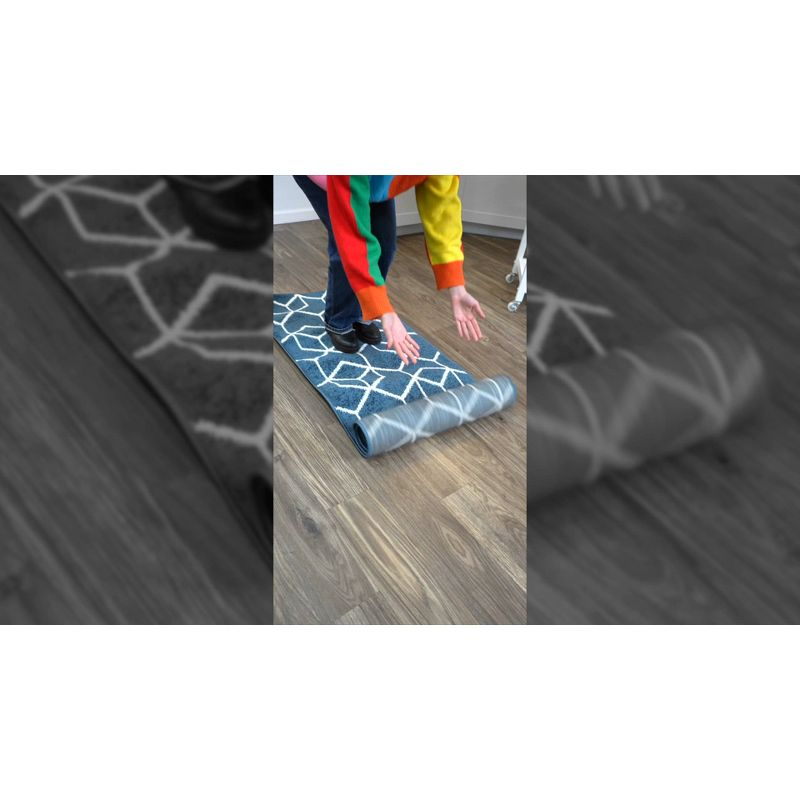 5'x8' Tumbling Blocks Modern Geometric Area Rug, Gold/White - JONATHAN Y