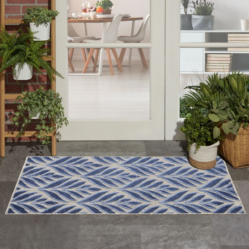 Nourison Aloha Tropical Palm Flatweave High-Low Indoor Outdoor Area Rug Blue 2'8" x 4'