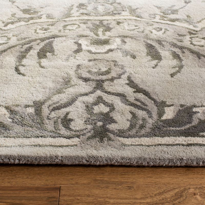 Savonnerie SAV623 Hand Tufted Area Rug - Smoke - 8'9"x11'9" - Safavieh.