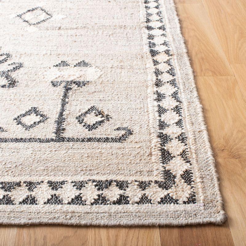 Kilim KLM762 Flat Weave Area Rug - Grey/Black - 7'x7' - Safavieh