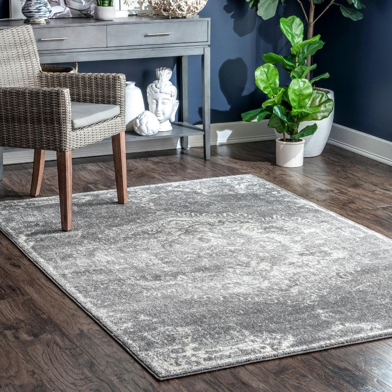Nuloom Maranda Oriental/Persian 5x7 Indoor Area Rug for Living Room Bedroom Dining Room Kitchen, Dark Grey/Ivory