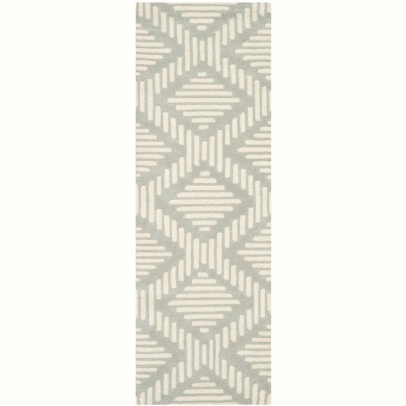 Chatham CHT744 Hand Tufted Area Rug  - Safavieh