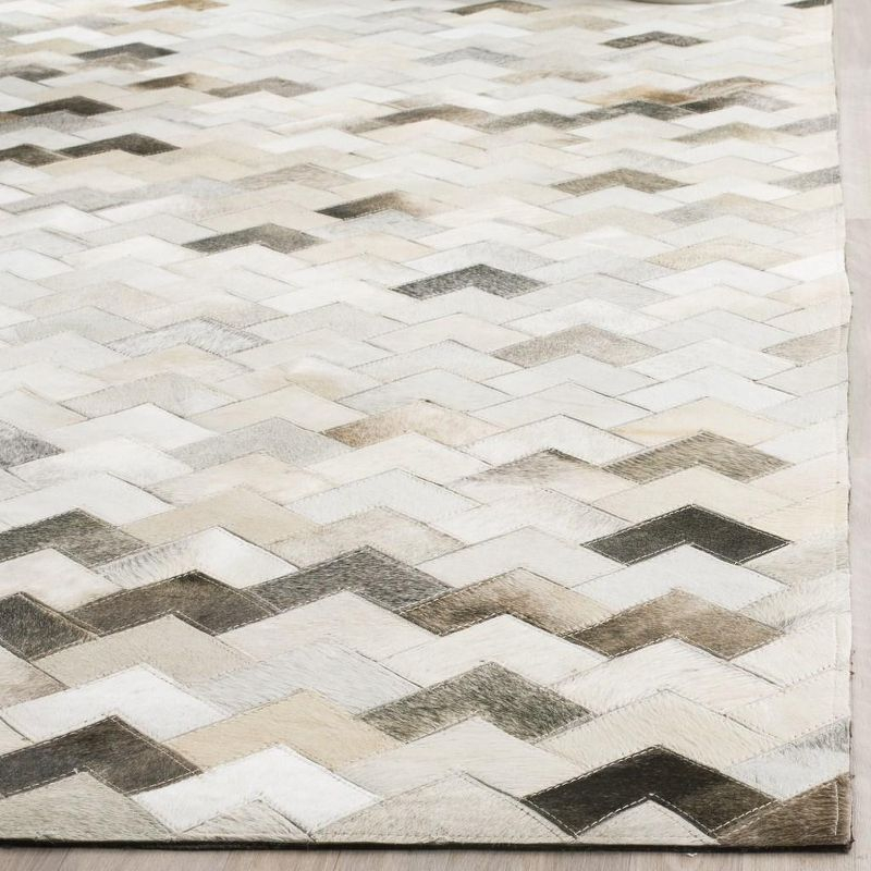 Studio Leather STL183 Hand Woven Area Rug - Grey - 4'x6' - Safavieh.