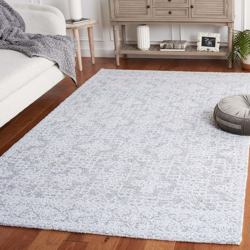 Ebony EBN201 Hand Tufted Area Rug - Grey/Ivory - 5'x8' - Safavieh.