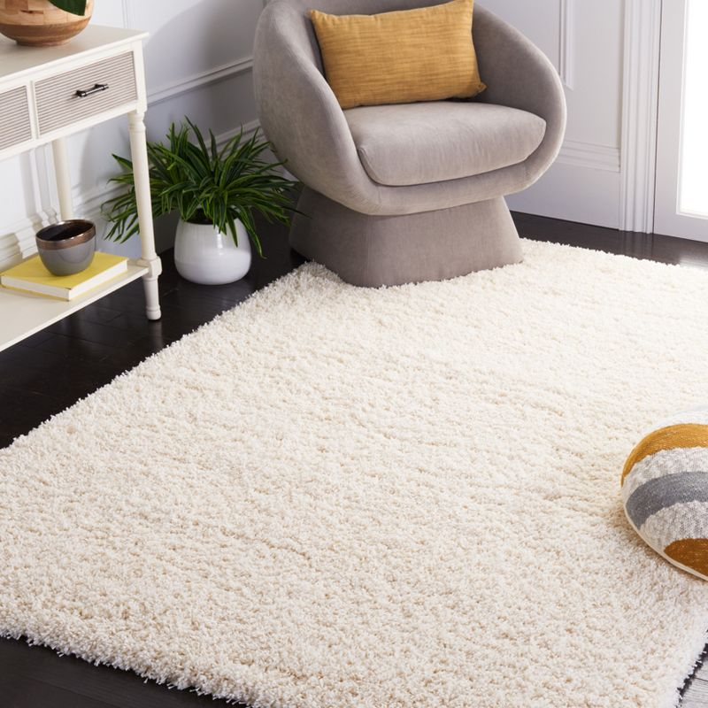 Santa Monica Shag SGN725 Power Loomed Area Rug - Ivory - 5'3"x7'6" - Safavieh.