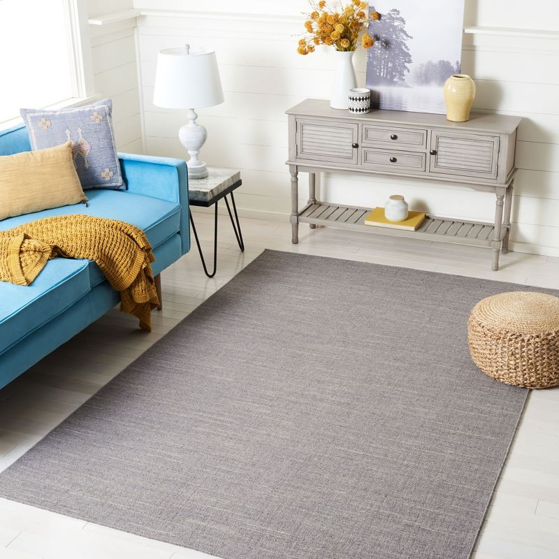 Kilim KLM125 Hand Woven Area Rug - Light Grey - 5'x8' - Safavieh