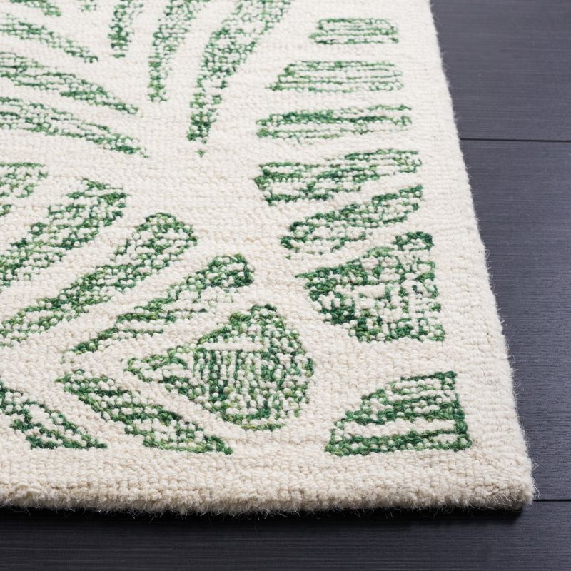 Martha Stewart Jardin - MSR3529 - Indoor Hand Tufted Area Rugs - Ivory/Green - 6'x6'