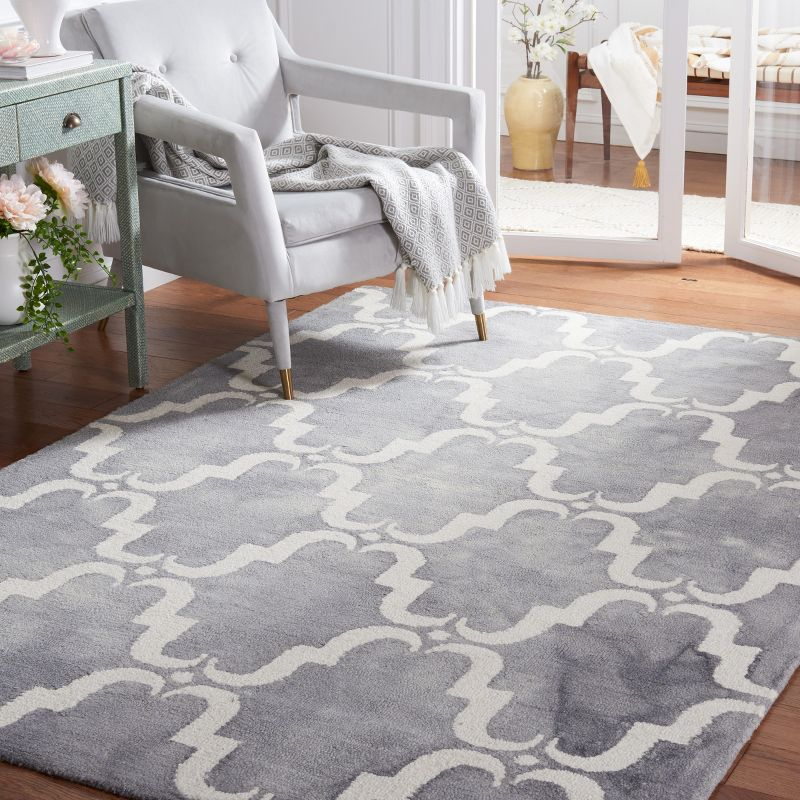 Dip Dye DDY536 Hand Tufted Indoor Accent Rug - Grey/Ivory - 2'x3' - Safavieh