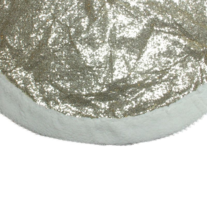 Northlight Seasonal 47" Round Sherpa Border Christmas Tree Skirt