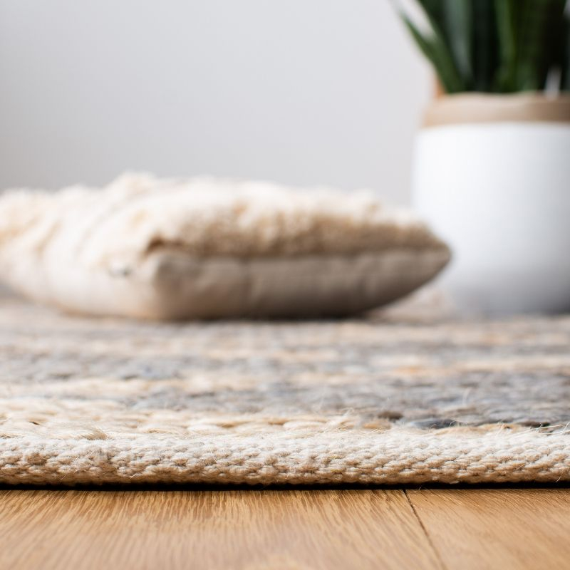 Kilim KLM458 Hand Woven Area Rug - Natural/Grey - 8'x10' - Safavieh.