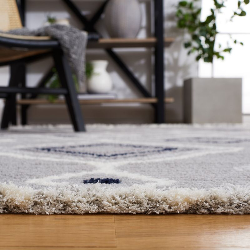 Marrakesh MRK608 Power Loomed Area Rug - Gray/Light Gray - 6'7"x6'7" - Safavieh.