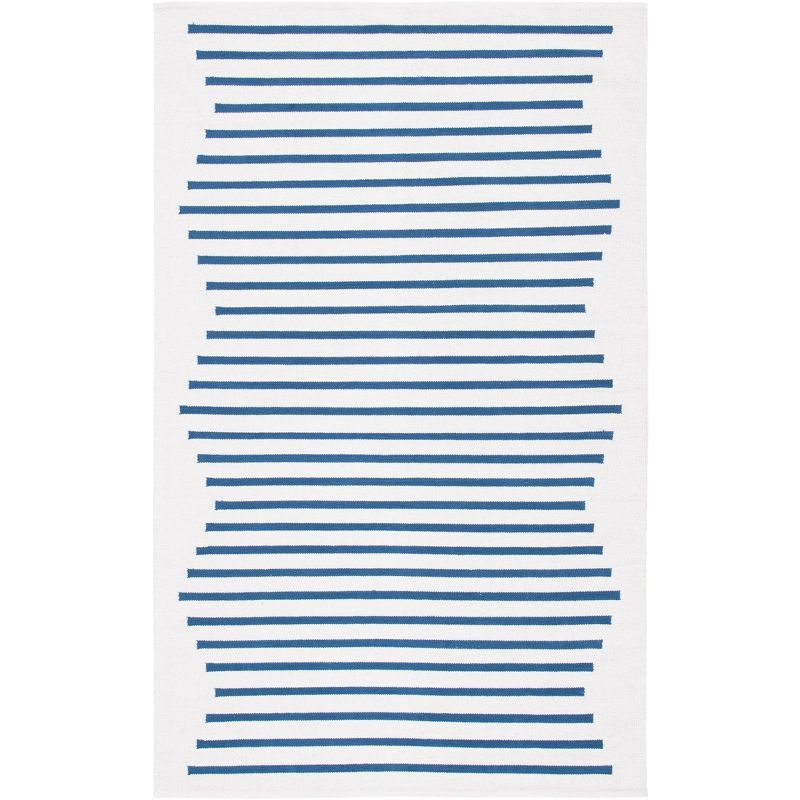 Montauk MTK313 Hand Woven Indoor Accent Rug - Ivory/Navy - 3'x5' - Safavieh