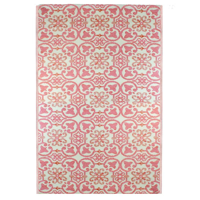 Northlight 4' x 6' Pink and Cream Floral Design Rectangular Outdoor Area Rug
