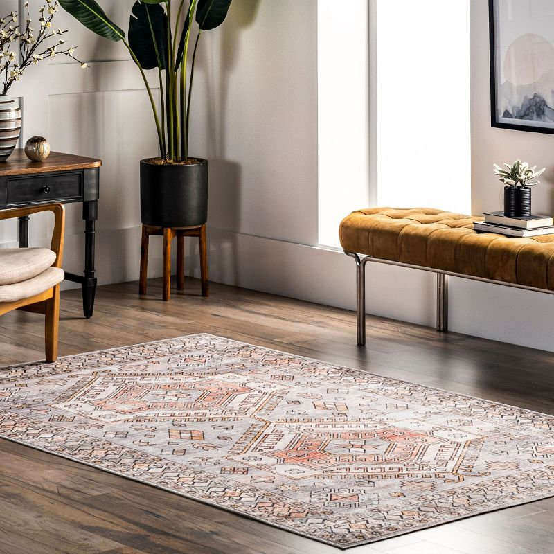 Nuloom Mae Motif Pet Friendly Machine Washable Area Rug, 4' x 6', Brick