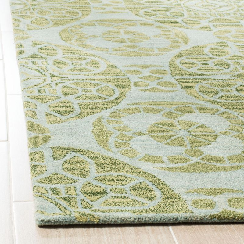 Wyndham WYD376 Hand Tufted Accent Rug - Turquoise/Green - 2'6"x4' - Safavieh.