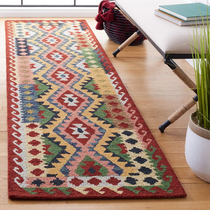 Aspen APN418 Hand Tufted Runner Rug - Red/Green - 2'3"x9' - Safavieh.