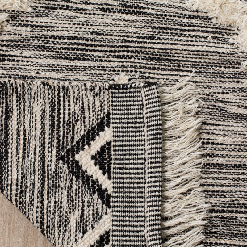 Kenya KNY906 Hand Knotted Area Rug - Black/Ivory - 4'x6' - Safavieh.