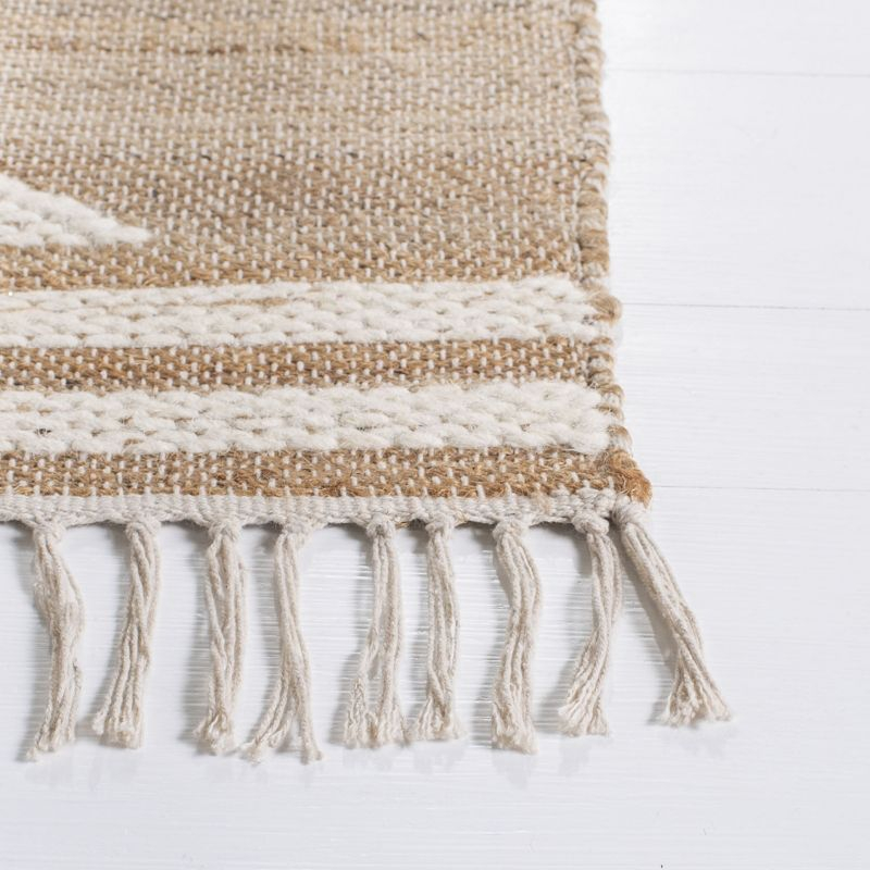 Kilim With Fringes KLM451 Hand Woven Area Rug - Natural/Ivory - 9'x12' - Safavieh