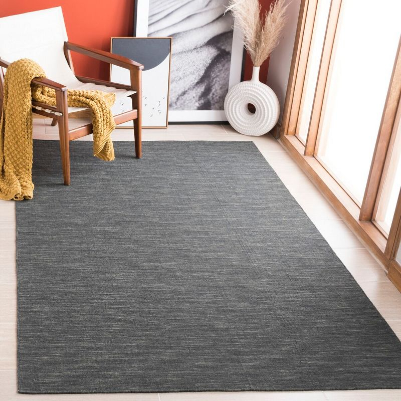 Kilim KLM850 Hand Loomed Accent Rug - Charcoal/Grey - 3'x5' - Safavieh