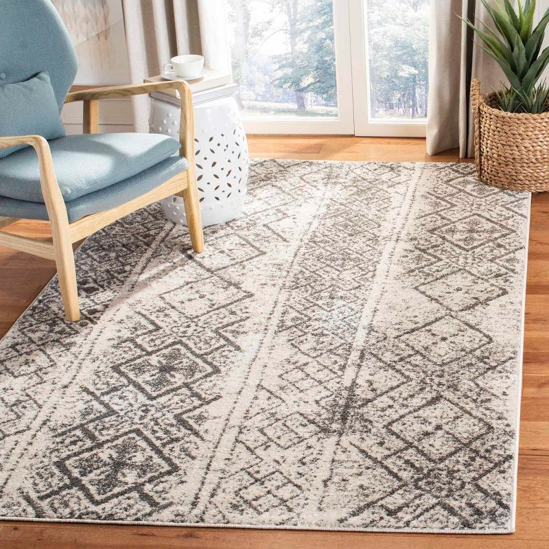 Adirondack ADR111 Machine Made Indoor Area Rug - Silver/Black - 5'-1"x7'-6" - Safavieh