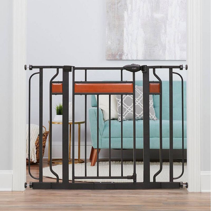 Regalo Safety Gate