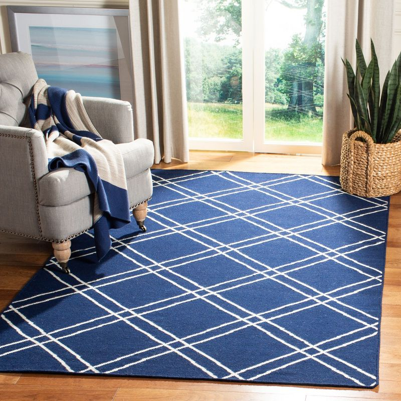 Dhurries DHU638 Hand Woven Area Rug - Navy/Ivory - 8'x10' - Safavieh.