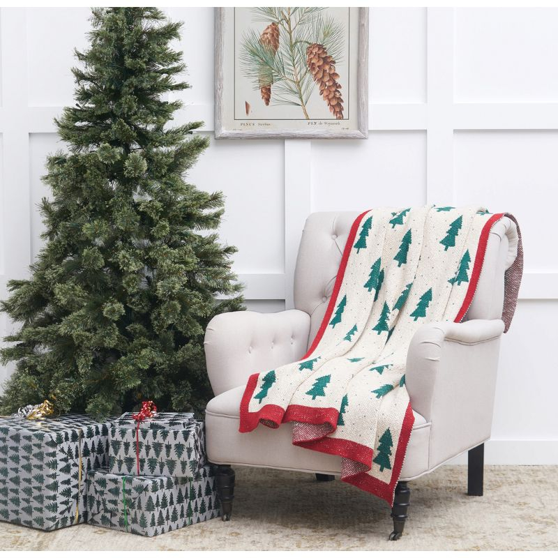C&F Home Christmas Throw