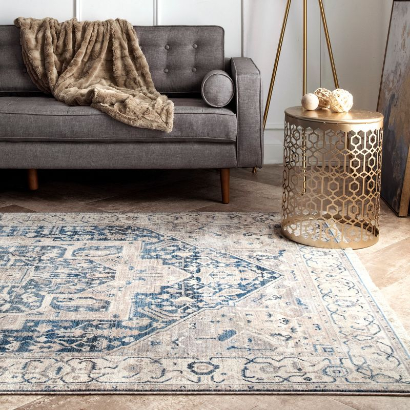 Nuloom Harriet Oriental/Persian 4x6 Indoor Area Rug for Living Room Bedroom Dining Room Kitchen, Grey/Multicolor