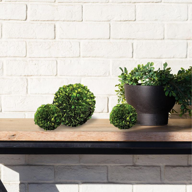 Plum & Post Boxwood Ball Faux (Fake) 8"