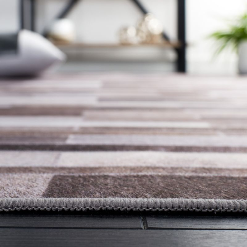 Faux Hide FAH542 Power Loomed Machine Washable Area Rug - Ivory/Grey - 6'x9' - Safavieh.