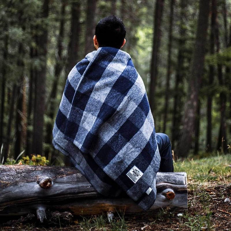 Minus33 Merino Wool M33 - Camp Throw Blanket White Mountain Woolen Gray and Blue Plaid
