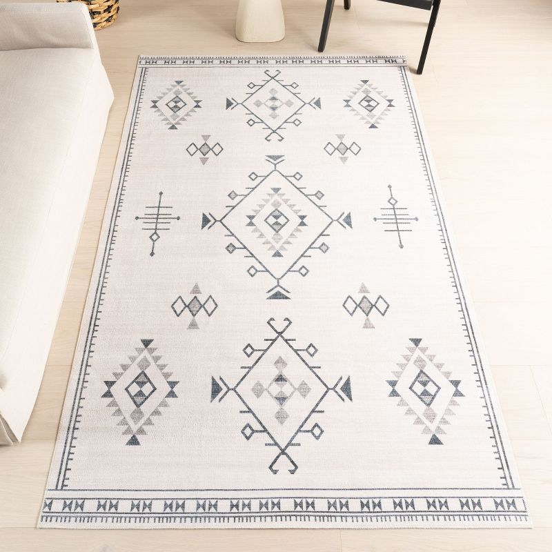 Nuloom Evalyn Southwestern Pet Friendly Machine Washable Area Rug, 3' x 5', Cream