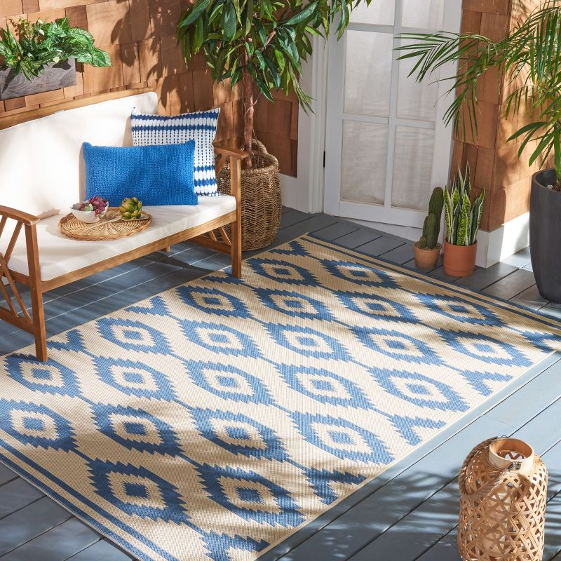 Beach House BHS171 Power Loomed Indoor/Outdoor Accent Rug - Blue/Creme - 3'x5' - Safavieh
