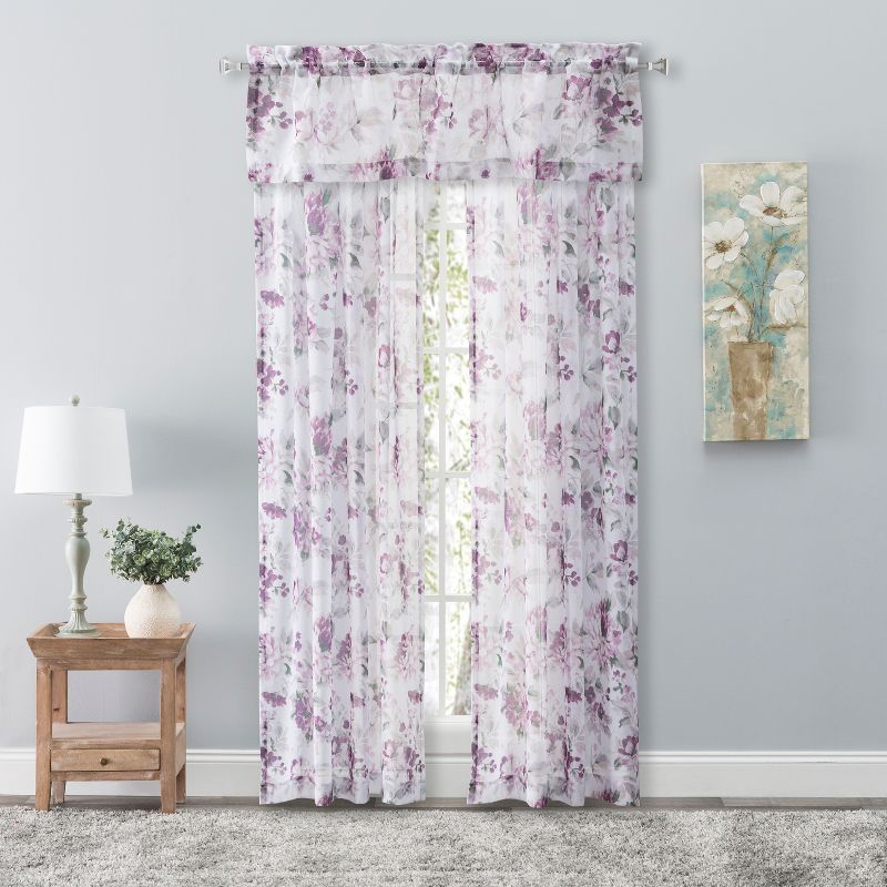 Ricardo Whimsical Sheer Rod Pocket Panel 54x84 Berry