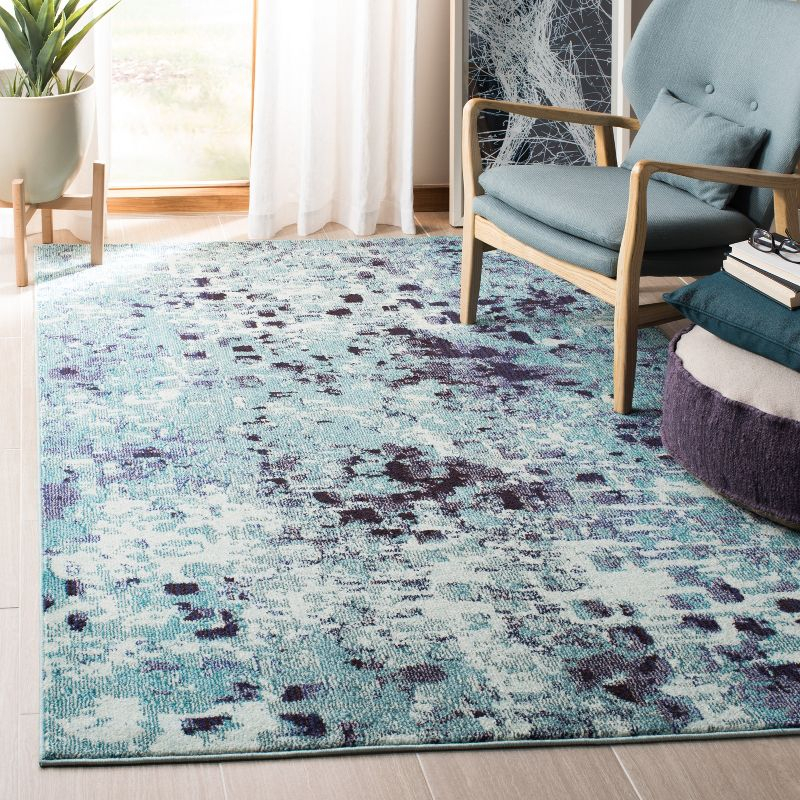 Madison MAD425 Power Loomed Indoor Accent Rug - Turquoise/Navy - 3' Round - Safavieh