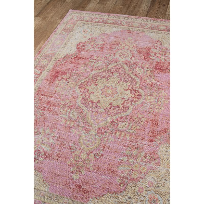 Momeni Isabella Holden Pink 2' X 3' Accent Rug: Modern Medallion, Low Pile, Indoor, Machine Made, Polyester