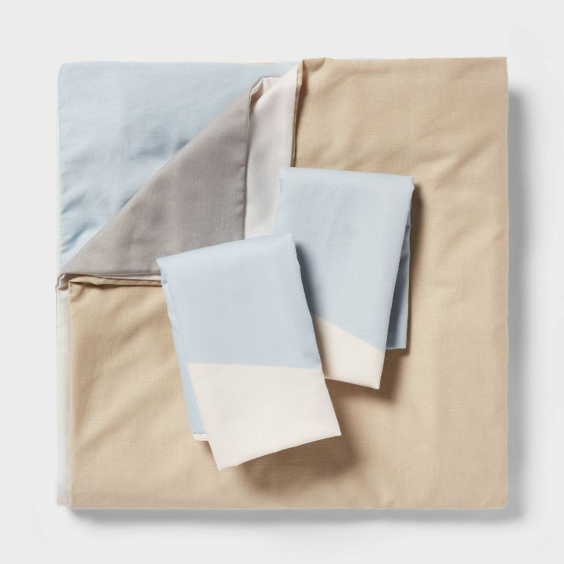 Twin/Twin Extra Long Cotton Blend Sateen Duvet Cover and Sham Set Ivory/Light Blue/Khaki Geo - Room Essentials™: 225 Thread Count