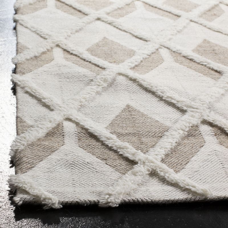 Marbella MRB602 Handmade Indoor Runner - Beige/Ivory - 2'3"x8' - Safavieh