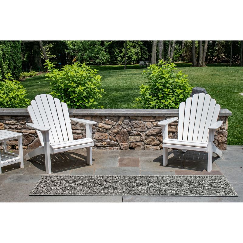 Liora Manne Carmel Vintage Floral Indoor/Outdoor Rug Black 1'11" x 7'6"